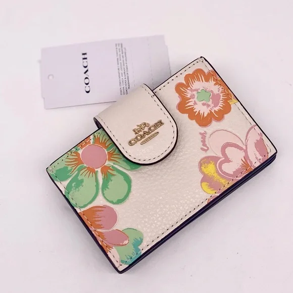 Coach Accordion Card Case With Mystical Floral Print - Picture 8 of 9